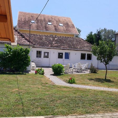 קסזטלי Villa Vanilia מראה חיצוני תמונה