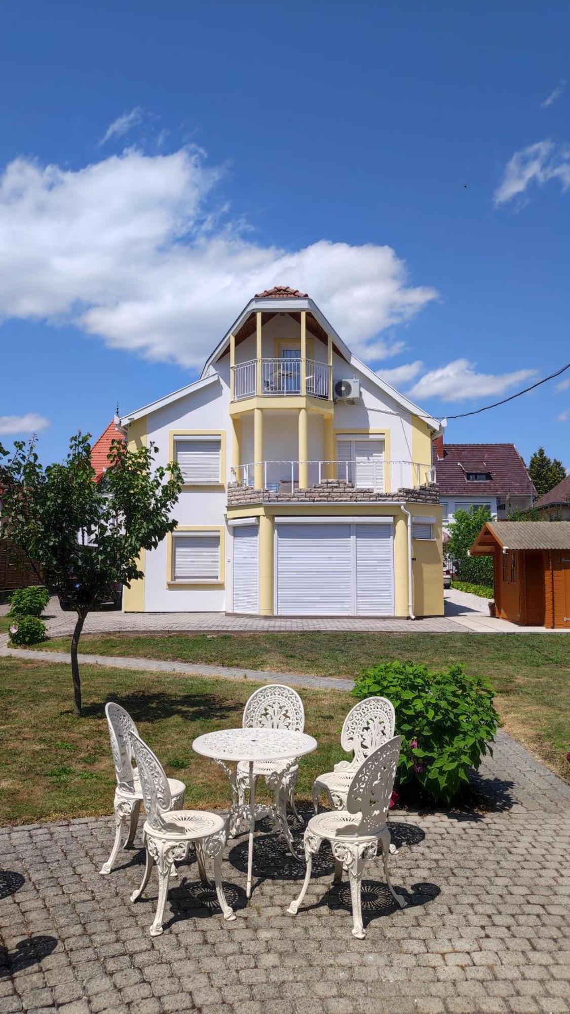 קסזטלי Villa Vanilia מראה חיצוני תמונה